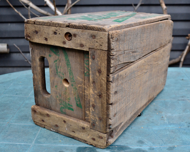 Wooden Pop Crate in Arts & Collectibles in City of Toronto - Image 4