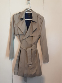 Manteau trench coat Armani pour femme
