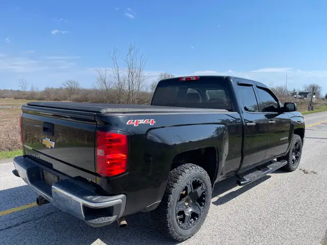 2014 Chevrolet Silverado 1500  in Cars & Trucks in St. Catharines - Image 5