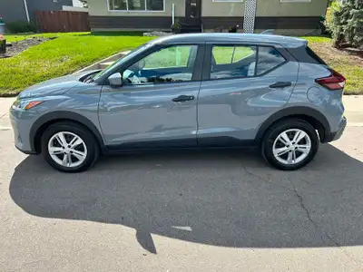 For sale by owner, its in immaculate condition: -2024 Nissan Kicks S -FWD -2 Keys -19,000km -Block H...