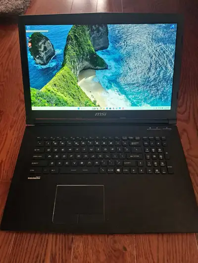 MSI MS-1893 GAMING LAPTOP, View more
