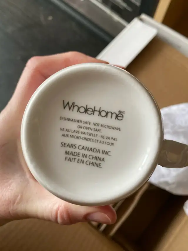 Bone China dinnerware set 65740211793665122
