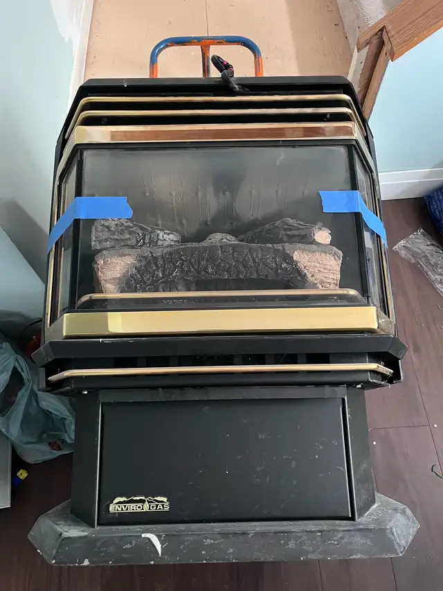 free standing Fireplace.  in Fireplace & Firewood in Mississauga / Peel Region - Image 2