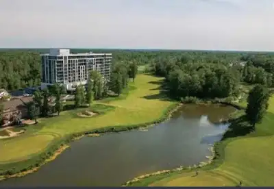 NIAGARA FALLS CONDO ON GOLF COURSE FOR RENT!!!, View more