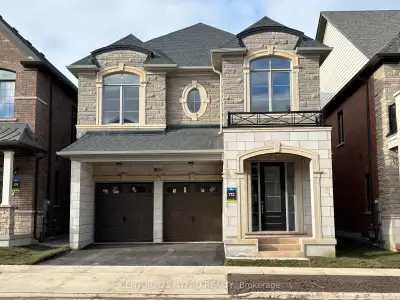 Spacious And Functional 4 Bdrm Detached Home in Joshua Meadows