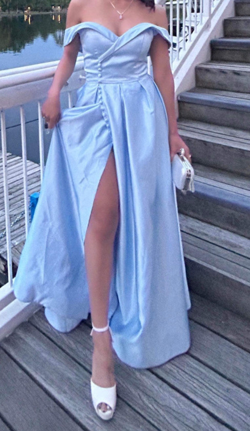 Satin Cinderella Blue Dress (Prom Dress, Birthday Dress) in Women's - Dresses & Skirts in Ottawa - Image 3