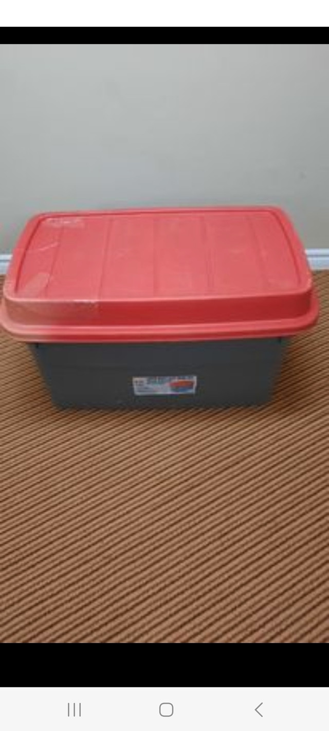 GSC Super heavy duty work box 46gal/173Liters(lid cracked) in Tool Storage & Benches in Mississauga / Peel Region