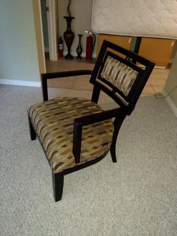 Large Wood Armchair with Fabric Seat and Back in Chairs & Recliners in Kingston - Image 9