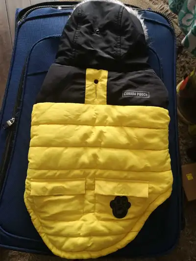 Canada Pooch Dog Coat new condition, View more