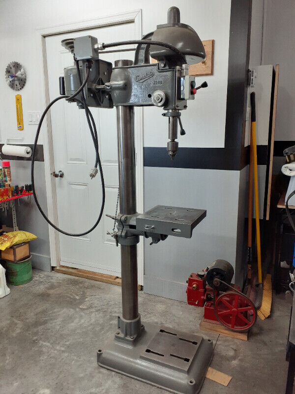 Drill press sur colonne Canadian (Buffalo) no.18 in Power Tools in Longueuil / South Shore - Image 2