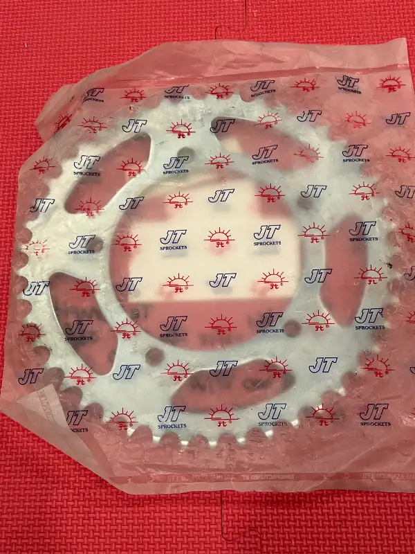 Suzuki GSXR 750 DL Triumph Daytona 600 650 Bonneville JTR1792.45 in Other in Barrie - Image 8