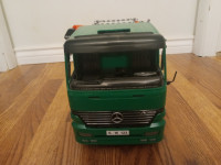 Bruder Mercedes Benz Logging Truck Toy Truck