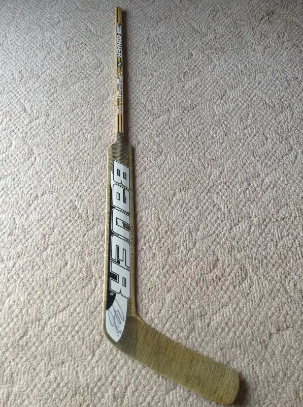 Curtis Joseph Signed Goalie Stick in Arts & Collectibles in Markham / York Region - Image 3