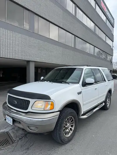2000 Ford Expedition Eddie Bauer edition 5.4 L engine Recent Maintenance -New Rotors & Pads all arou...