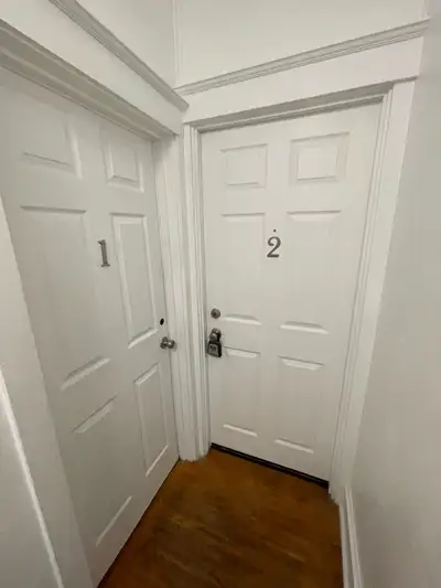 1 Bedroom 1 Bathroom Main Floor Living