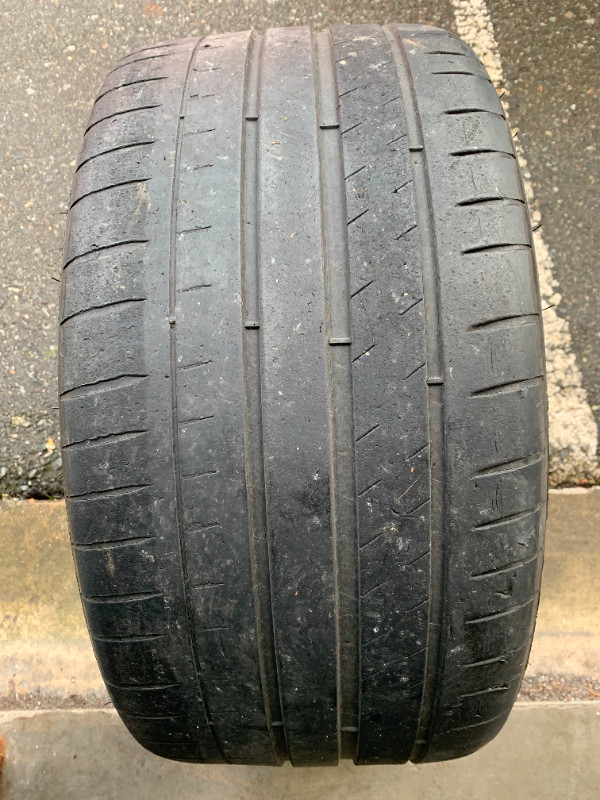 1 X single 275/30/20 97Y XL Michelin Pilot sport 4S w 50% tread in Tires & Rims in Delta/Surrey/Langley