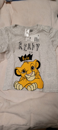 Lion king H&M t shirt BNWT