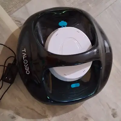 TALOSBO PLECO SE Cordless Pool Vacuum Cleaner. Designed to clean flat floored swimming pools with no...