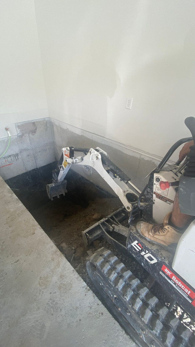 WALKOUT-EGRESS WINDOWS/DOOR CUTTING-UNDERPIN-ADDITION-WATERPROOF in Volunteers in Oshawa / Durham Region - Image 2