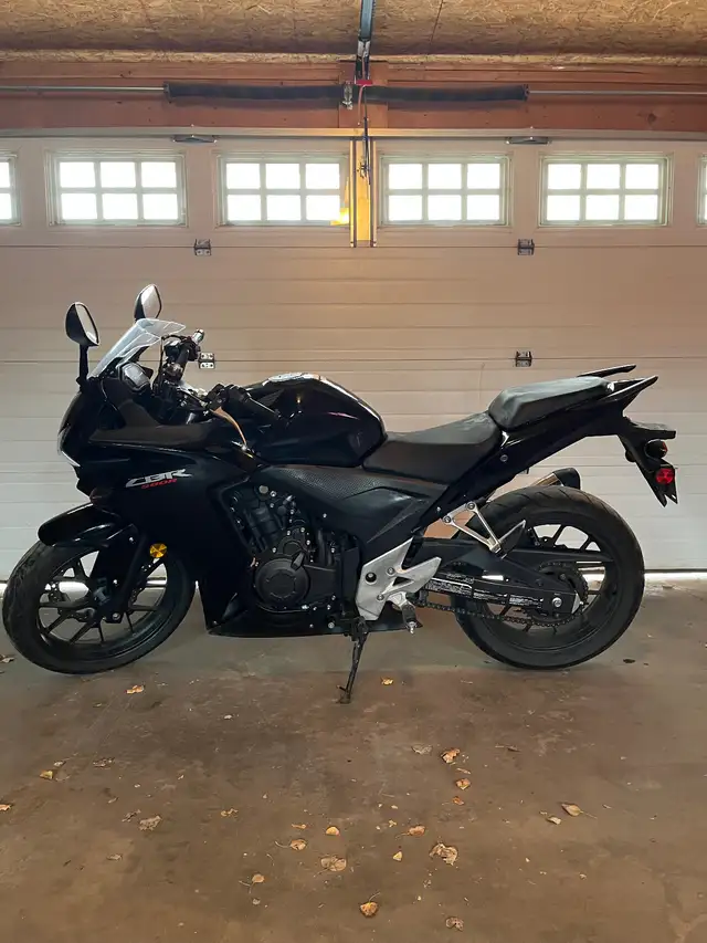 2013 Honda CBR500R for sale in Sport Bikes in Edmonton - Image 5