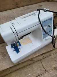 Free sewing machine 