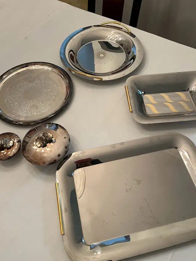 Silver-Plated Trays64840219168897120