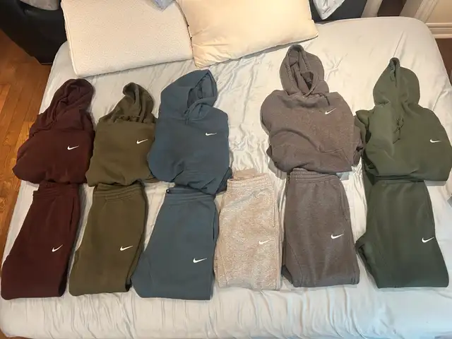 NIKE track suit 63006661312641123
