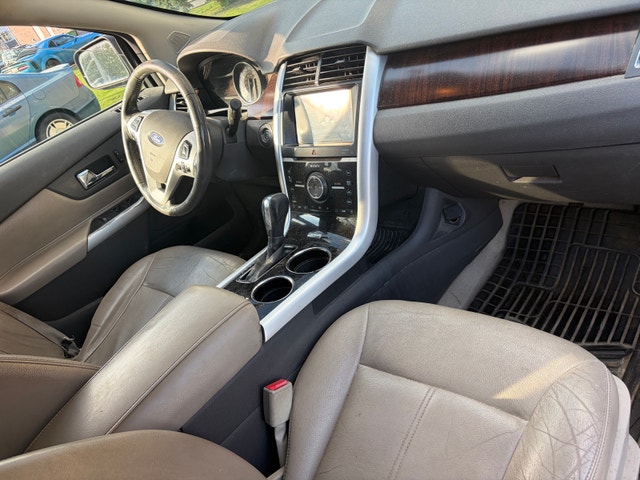 Ford Edge 2012 SEL — photo 2