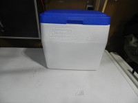 Cooler, Coleman 5276, 24 qt Blue Lid, White Bottom with Tray Lid