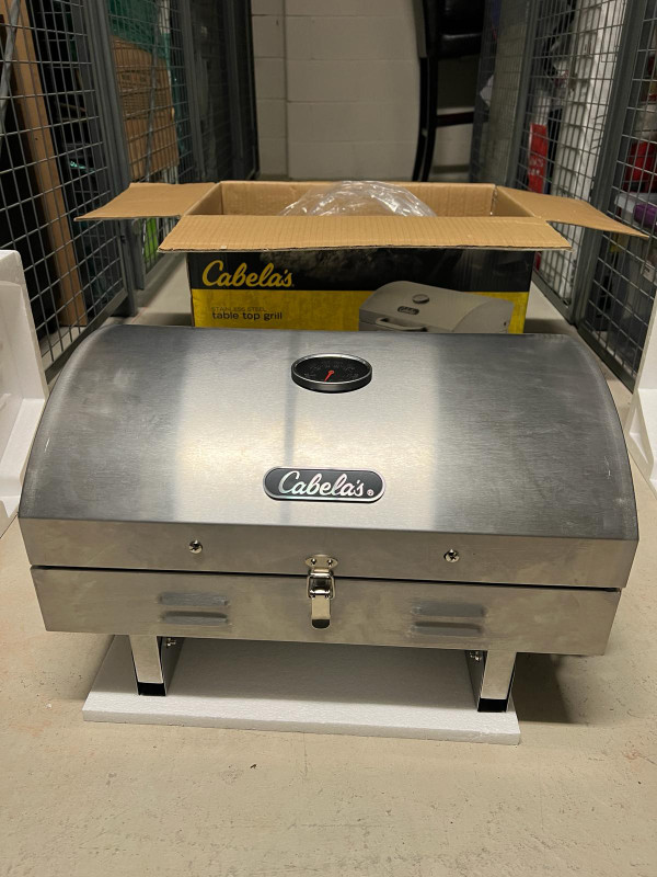 Portable BBQ Grill in BBQs & Outdoor Cooking in Markham / York Region