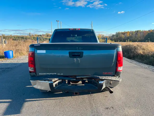 2007 GMC SIERRA 1500 VORTEC MAX CREW CAB in Cars & Trucks in Ottawa - Image 6