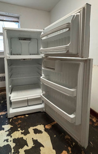 USED STOVES AND FRIDGES - $ 100 WITH ADDITIONAL DISCOUNTS