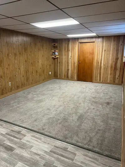 Spacious & bright 2-bedroom apartment located in the center of the town, West Side .Move-in ready fr...