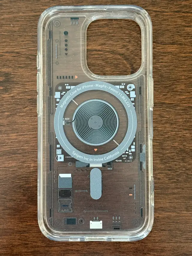 Spigen Case for iPhone 16 Pro Case Ultra Hybrid MagFit in Cell Phone Accessories in Mississauga / Peel Region - Image 6