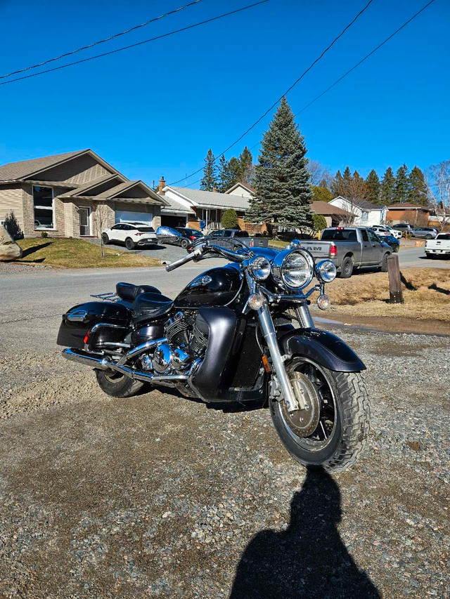 2005 Yamaha Royal Star Tour Deluxe in Street, Cruisers & Choppers in Sudbury