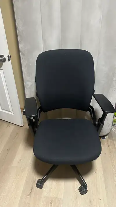 Steelcase Leap Chair (brand new), View more