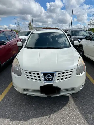 Nissan Rogue is 2010 SL