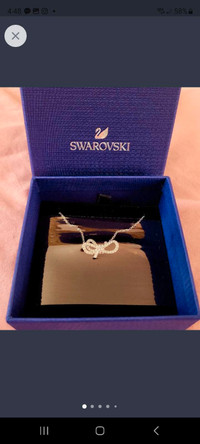 New Swarovski Bow Necklace