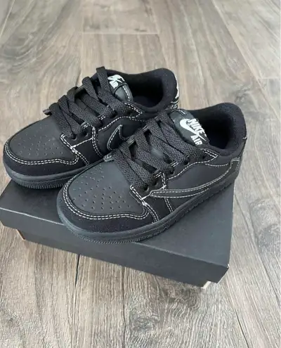 Jordan x Travis Scott kids shoes size 9C, View more