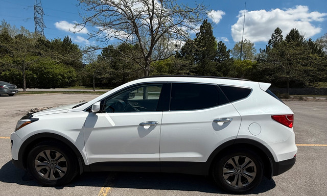 2013 Hyundai Santa Fe Sport  dans Autos et camions  à Ville de Montréal - Image 3