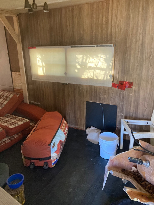 21’ golden falcon camper trailer gutted storage camp shop travel in Park Models in Barrie - Image 2