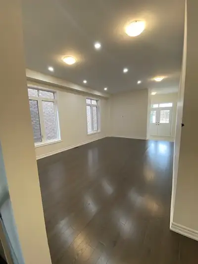 Private Master bedroom for Rent