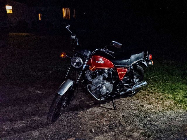 1980 Suzuki gs250t in Street, Cruisers & Choppers in Cole Harbour - Image 2