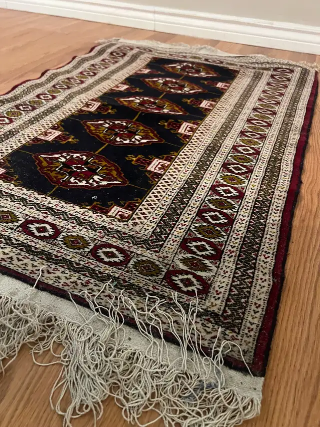 1 set of persian area rugs  in Rugs, Carpets & Runners in Markham / York Region - Image 2