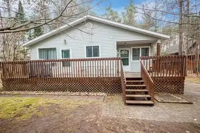 3 Bedroom House - Available Now to June - Tiny, ON