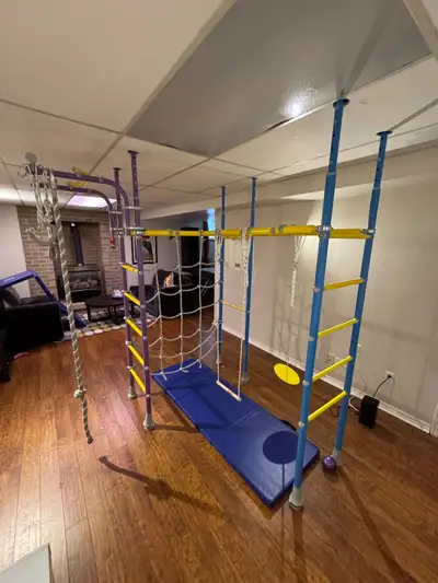 Barely used monkey bar for kids, original price 1700, selling for 900 , perfect condition and comes...