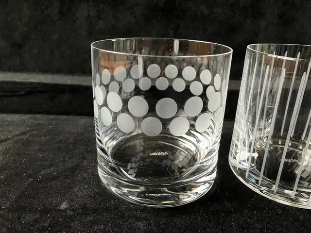 3 Mikasa Cheers Double Old Fashioned Crystal Glasses in Kitchen & Dining Wares in City of Montréal - Image 4