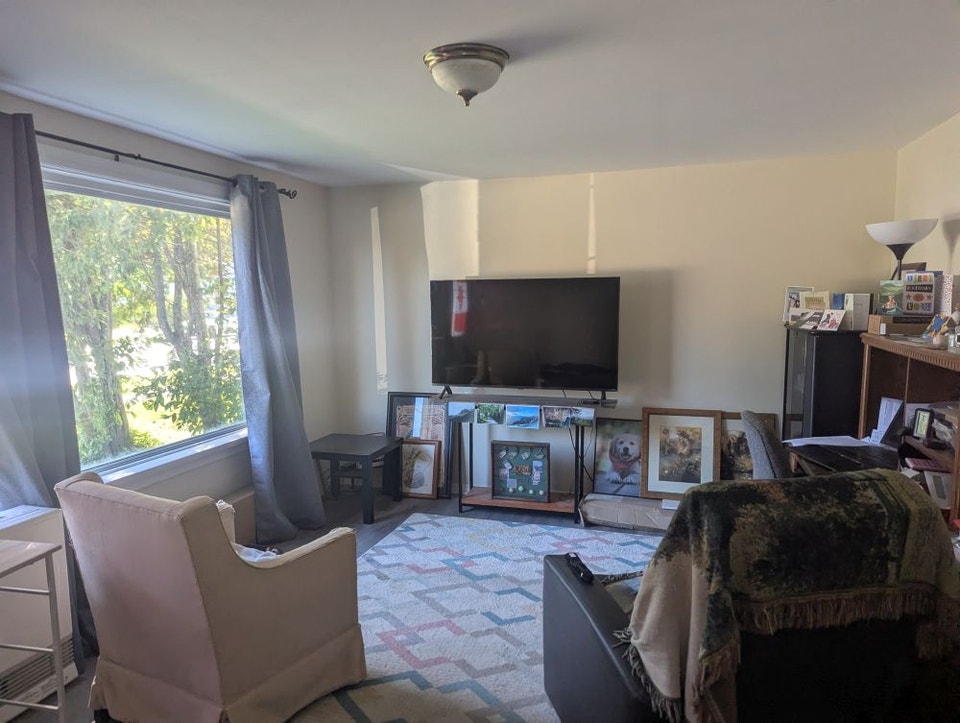 House for rent in Orillia from Nov 1 4