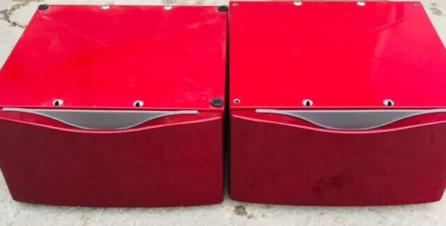 Two Red Maytag Pedestals in Washers & Dryers in Winnipeg - Image 2