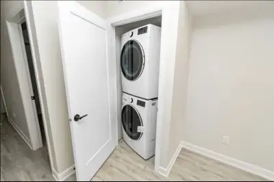 Looking for a female to sublet an unfurnished room with possibility of extension starting March 1st...